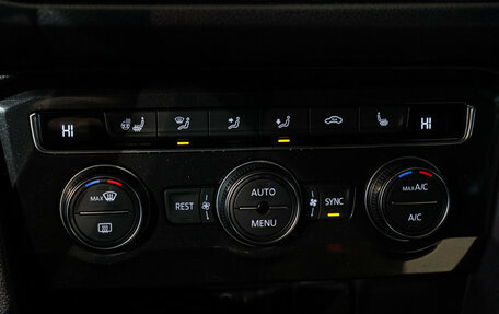 Volkswagen Tiguan II, 2018 год, 2 890 000 рублей, 20 фотография