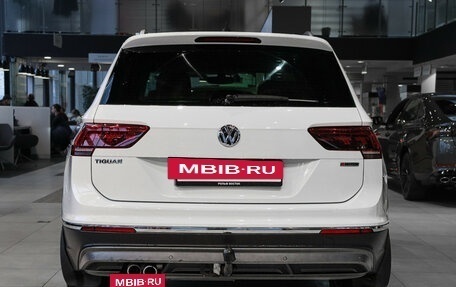 Volkswagen Tiguan II, 2018 год, 2 890 000 рублей, 5 фотография