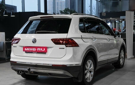 Volkswagen Tiguan II, 2018 год, 2 890 000 рублей, 4 фотография