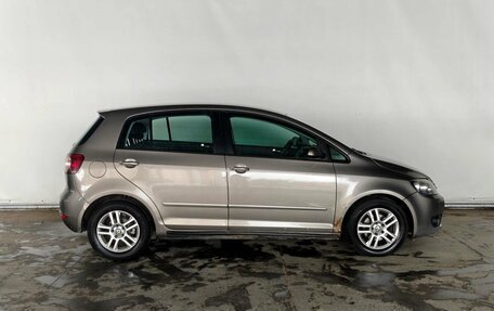 Volkswagen Golf Plus II, 2011 год, 667 000 рублей, 8 фотография