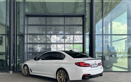 BMW 5 серия, 2020 год, 4 300 000 рублей, 2 фотография