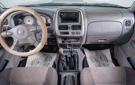 Nissan NP300, 2012 год, 1 339 000 рублей, 9 фотография