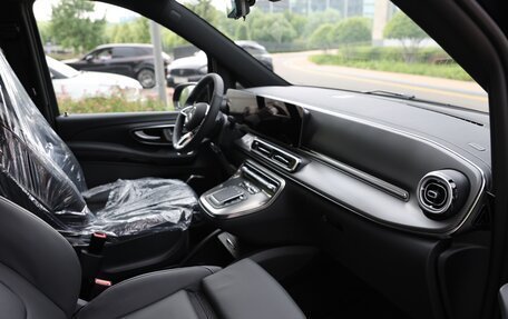 Mercedes-Benz V-Класс, 2025 год, 14 000 000 рублей, 5 фотография