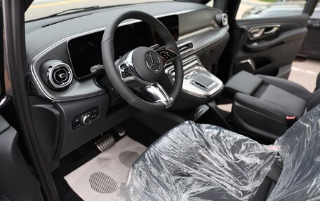 Mercedes-Benz V-Класс, 2025 год, 14 000 000 рублей, 13 фотография