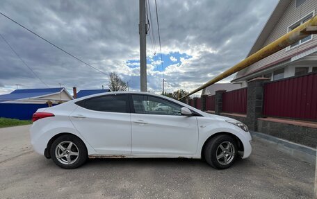 Hyundai Elantra V, 2013 год, 930 000 рублей, 3 фотография