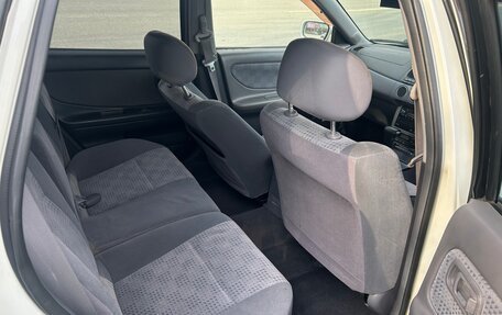 Nissan Avenir II, 2000 год, 350 000 рублей, 11 фотография