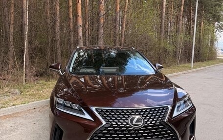 Lexus RX IV рестайлинг, 2020 год, 6 000 000 рублей, 3 фотография