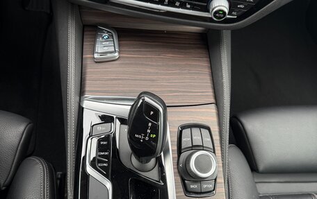 BMW 5 серия, 2019 год, 3 490 000 рублей, 14 фотография