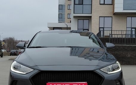 Hyundai Elantra VI рестайлинг, 2017 год, 1 635 000 рублей, 6 фотография