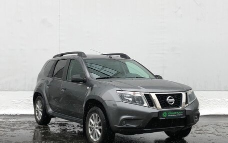Nissan Terrano III, 2018 год, 1 290 000 рублей, 3 фотография