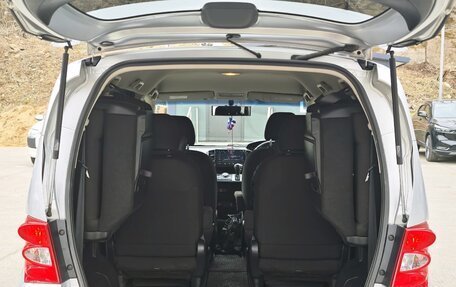 Honda Freed I, 2011 год, 800 000 рублей, 20 фотография