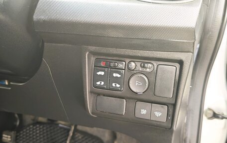 Honda Freed I, 2011 год, 800 000 рублей, 11 фотография