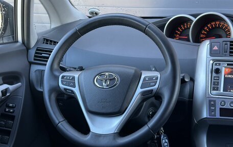 Toyota Verso I, 2012 год, 1 449 000 рублей, 13 фотография