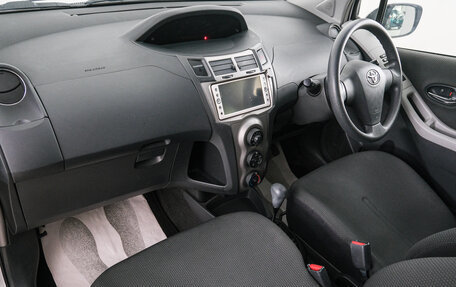 Toyota Vitz, 2010 год, 699 000 рублей, 12 фотография