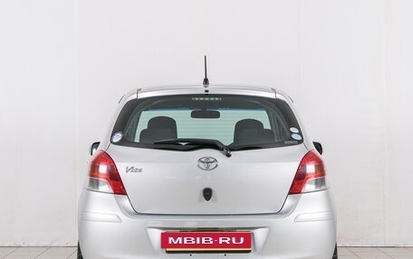 Toyota Vitz, 2010 год, 699 000 рублей, 6 фотография