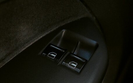 Volkswagen Touran III, 2007 год, 649 000 рублей, 11 фотография