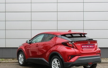 Toyota C-HR I рестайлинг, 2021 год, 2 678 000 рублей, 8 фотография