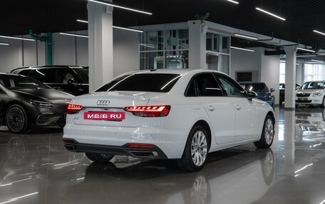 Audi A4, 2021 год, 3 080 000 рублей, 4 фотография
