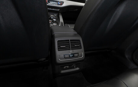 Audi A4, 2021 год, 3 080 000 рублей, 13 фотография