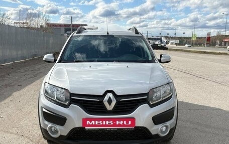 Renault Sandero II рестайлинг, 2016 год, 909 000 рублей, 3 фотография