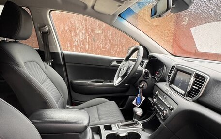 KIA Sportage IV рестайлинг, 2018 год, 2 290 000 рублей, 8 фотография