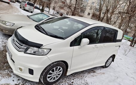 Honda Freed I, 2011 год, 1 100 000 рублей, 1 фотография