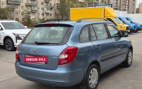 Skoda Fabia II, 2011 год, 800 000 рублей, 5 фотография