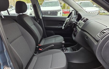 Skoda Fabia II, 2011 год, 800 000 рублей, 14 фотография