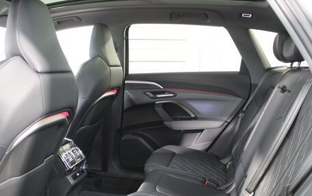 Audi Q5, 2025 год, 7 200 000 рублей, 27 фотография