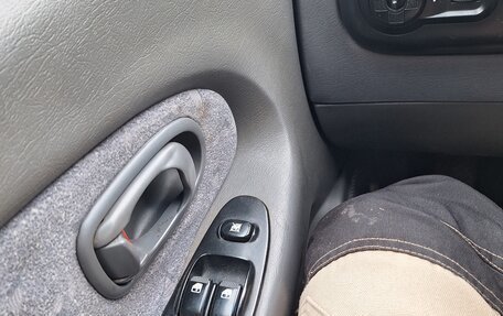 KIA Spectra II (LD), 2006 год, 200 000 рублей, 13 фотография