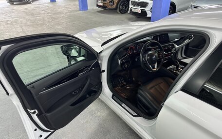 BMW 5 серия, 2019 год, 3 659 000 рублей, 9 фотография