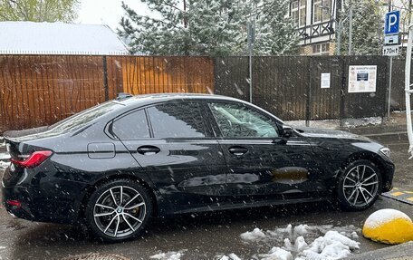 BMW 3 серия, 2019 год, 3 000 000 рублей, 3 фотография