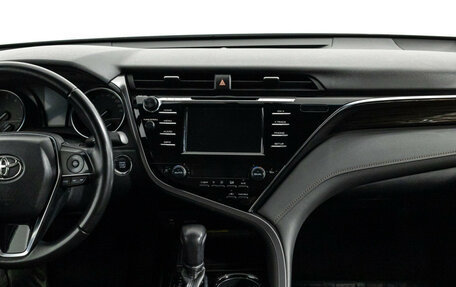Toyota Camry, 2018 год, 2 549 585 рублей, 14 фотография
