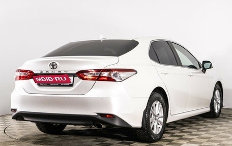 Toyota Camry, 2018 год, 2 549 585 рублей, 5 фотография