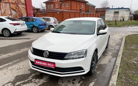 Volkswagen Jetta VI, 2015 год, 1 050 000 рублей, 1 фотография