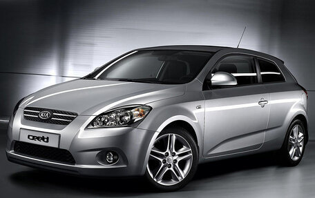 KIA cee'd I рестайлинг, 2008 год, 650 000 рублей, 1 фотография