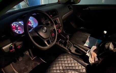 Volkswagen Jetta VI, 2015 год, 1 050 000 рублей, 5 фотография