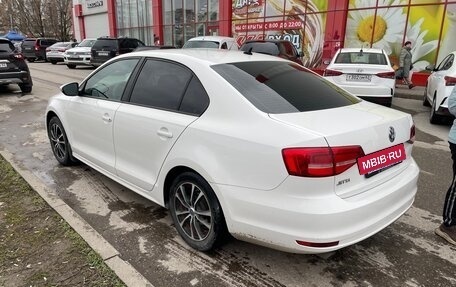 Volkswagen Jetta VI, 2015 год, 1 050 000 рублей, 3 фотография