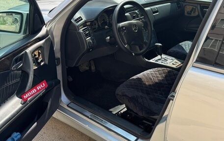 Mercedes-Benz E-Класс, 2000 год, 499 999 рублей, 5 фотография