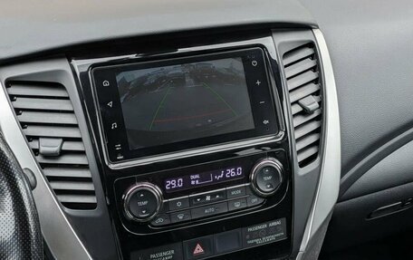 Mitsubishi Pajero Sport III рестайлинг, 2021 год, 3 730 000 рублей, 10 фотография