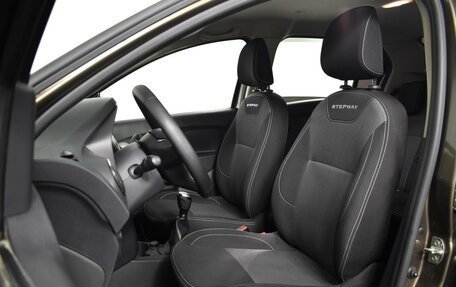 Renault Logan II, 2021 год, 1 285 100 рублей, 10 фотография
