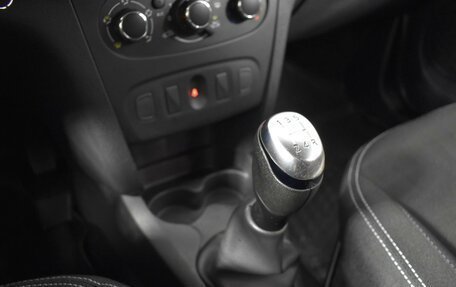 Renault Logan II, 2021 год, 1 285 100 рублей, 19 фотография