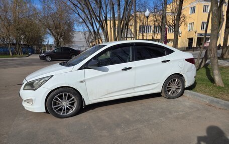 Hyundai Solaris II рестайлинг, 2015 год, 650 000 рублей, 6 фотография