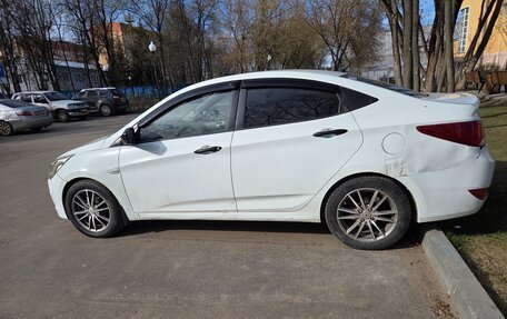 Hyundai Solaris II рестайлинг, 2015 год, 650 000 рублей, 5 фотография