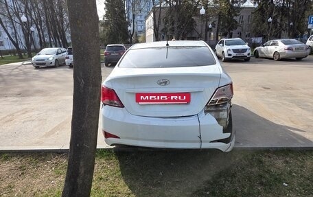 Hyundai Solaris II рестайлинг, 2015 год, 650 000 рублей, 4 фотография