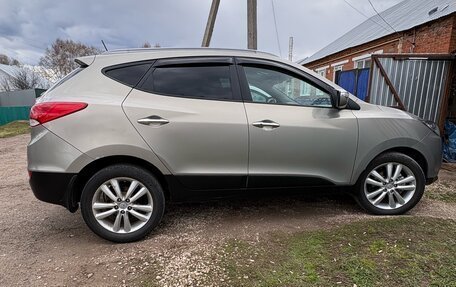 Hyundai ix35 I рестайлинг, 2011 год, 1 200 000 рублей, 9 фотография