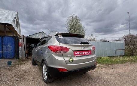 Hyundai ix35 I рестайлинг, 2011 год, 1 200 000 рублей, 4 фотография