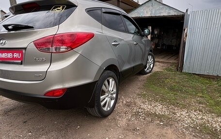 Hyundai ix35 I рестайлинг, 2011 год, 1 200 000 рублей, 10 фотография