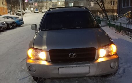 Toyota Highlander III, 2001 год, 820 000 рублей, 11 фотография