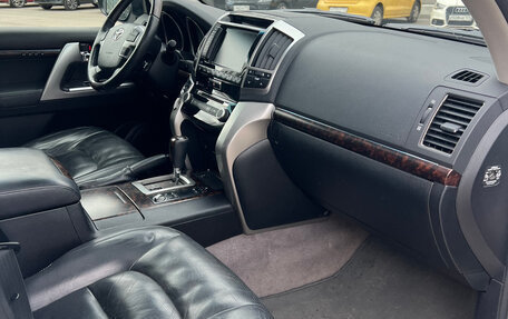 Toyota Land Cruiser 200, 2014 год, 4 100 000 рублей, 9 фотография